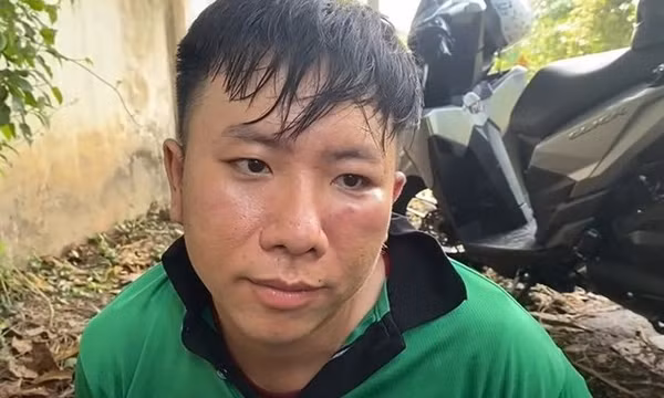 Bắt đối tượng dùng dao đâm tài xế xe ôm công nghệ để cướp xe máy ở TPHCM