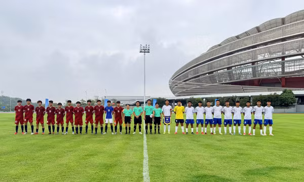 Đội bóng U17 Quảng Ninh thắng đậm tại Giải bóng đá giao hữu Việt - Trung lần thứ I