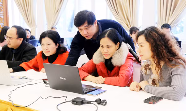 "Làm báo trong kỷ nguyên AI: Công nghệ càng mạnh, bản lĩnh nghề phải càng bền vững”