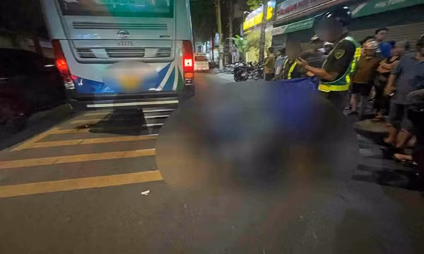 Nghi tai nạn liên hoàn khiến một người đàn ông tử vong ở TPHCM