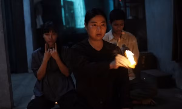 'Ma xó' cán mốc 100 tỷ đồng sau hơn một tuần ra rạp