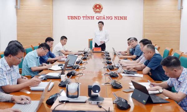 Khẩn trương khắc phục tình trạng ngập lụt, sạt lở tại các khu dân cư, đô thị