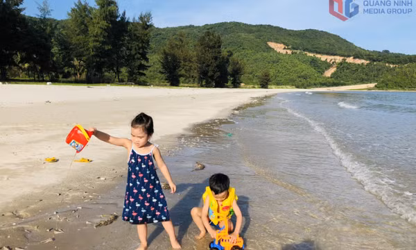 Ngọc Vừng: Bảo vệ môi trường gắn với phát triển du lịch