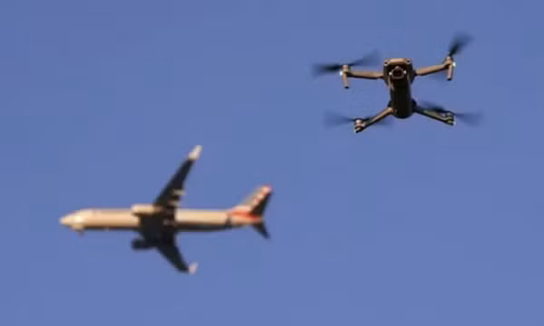 Xuất hiện UAV gần Nội Bài, 16 chuyến bay bị ảnh hưởng