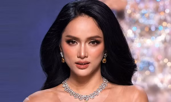 Lý do Hương Giang không thể chạm tay đến vương miện Miss Grand All Stars