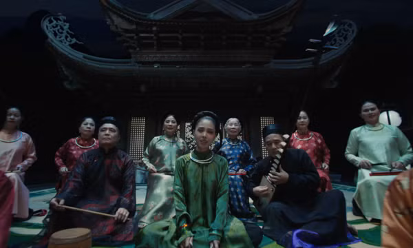 Ca nương Kiều Anh đưa đại gia đình 7 đời ca trù vào MV 'bom tấn'