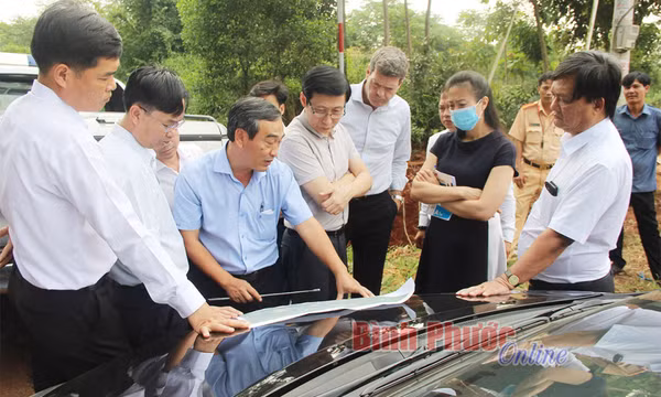 Bài 3 - Phát triển để giữ vững ổn định hơn - Triết lý nhân văn, giải pháp độc lập và sáng tạo 