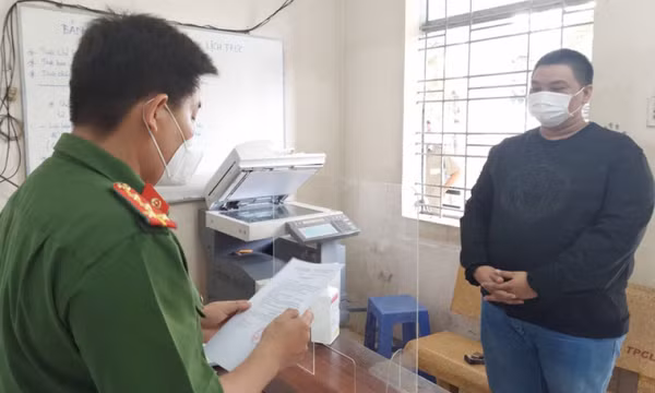 Thuê 5 ô tô đem cầm cố và bán chiếm đoạt 1,3 tỷ đồng