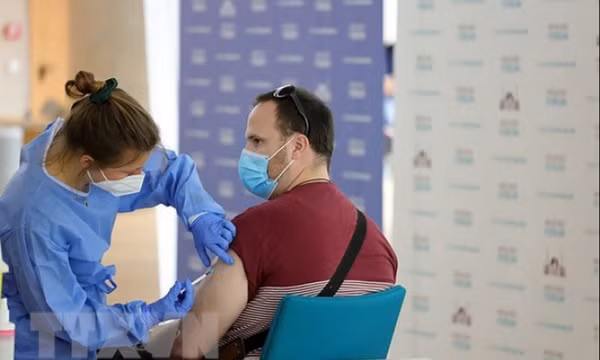 Dịch COVID-19: WHO khuyến nghị về mũi vaccine tăng cường