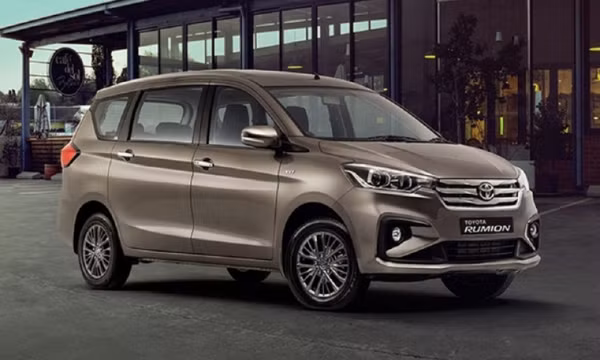 Toyota ra mắt mẫu MPV 'thay thế' Toyota Innova: Giá 373 triệu đồng, đẹp lấn át Mitsubishi Xpander