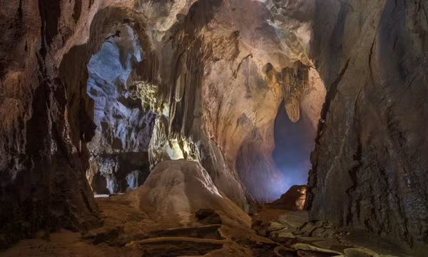 Hang Kiều ở Quảng Bình