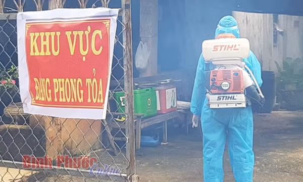 Né chốt kiểm soát dịch, một gia đình nhiễm COVID-19