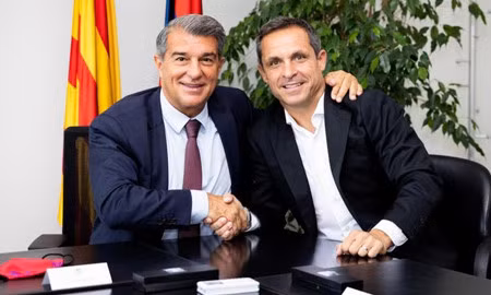 Sergi Barjuan tạm thời dẫn dắt Barca trong khi chờ Xavi