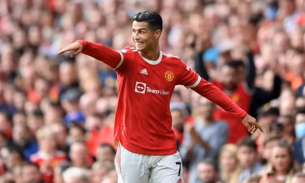 Ronaldo xuất sắc nhất Ngoại Hạng Anh tháng 9