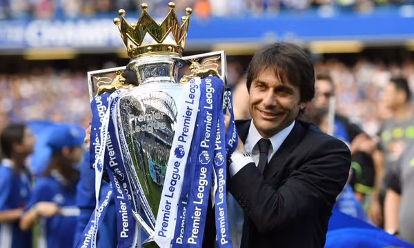Conte ra điều kiện để dẫn dắt Man United