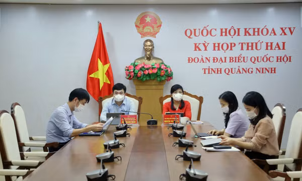 Quốc hội thảo luận trực tuyến về lĩnh vực kinh tế, đất đai