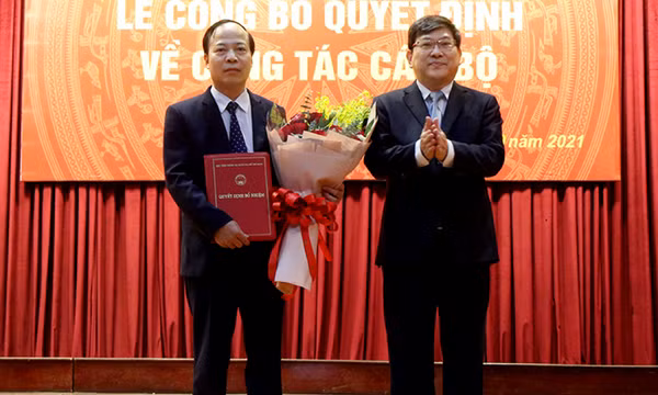 Công bố và trao quyết định công nhận Chủ tịch Hội đồng trường Học viện Báo chí và Tuyên truyền nhiệm kỳ 2018-2023