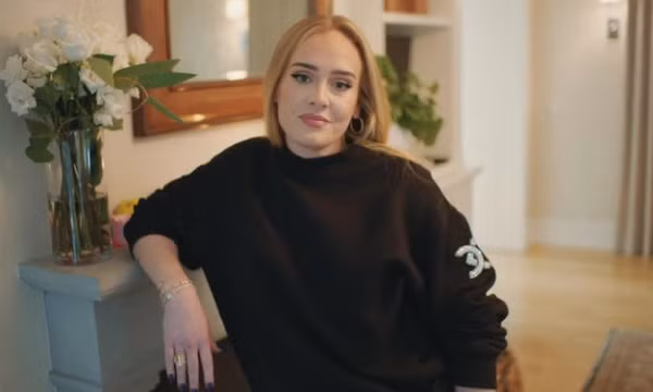Adele thừa nhận ly hôn là quyết định "rủi ro" nhất trong đời