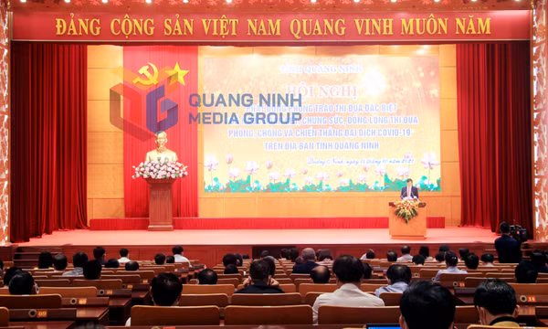 Hội nghị phát động phong trào thi đua đặc biệt “Cả nước đoàn kết, chung sức, đồng lòng thi đua phòng, chống và chiến thắng đại dịch Covid-19”, tháng 10-2021