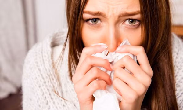 Dấu hiệu đặc trưng nhận biết viêm xoang và viêm mũi dị ứng