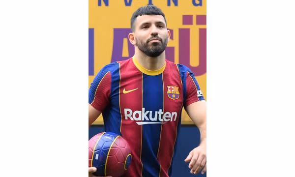 Sergio Aguero ra mắt trong trận El Clasico?