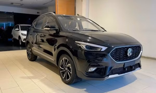 Kình địch của Toyota Corolla Cross giảm giá ‘sập sàn’, rẻ hơn Kia Seltos hàng trăm triệu đồng