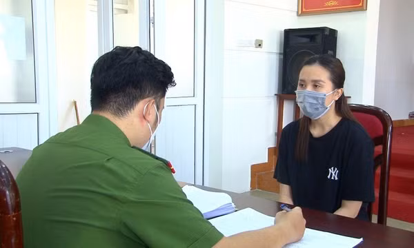 Phá đường dây tín dụng đen, 'cầm cố' video nhạy cảm của gái mại dâm
