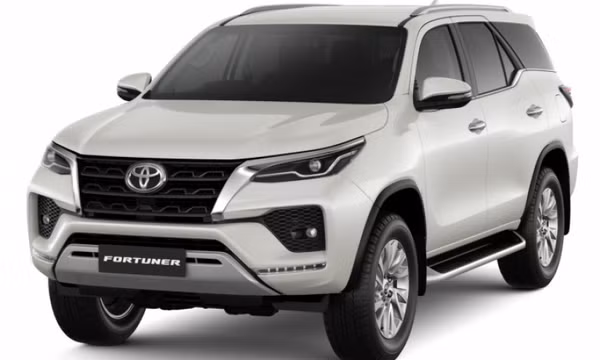 Toyota Fortuner 2022 bản nâng cấp ra mắt với loạt trang bị hiện đại, giá bán chiều lòng khách Việt