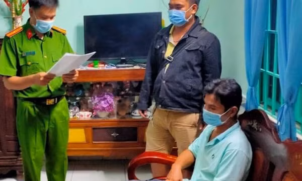 Lừa bán công cụ hỗ trợ, chiếm đoạt 500 triệu đồng