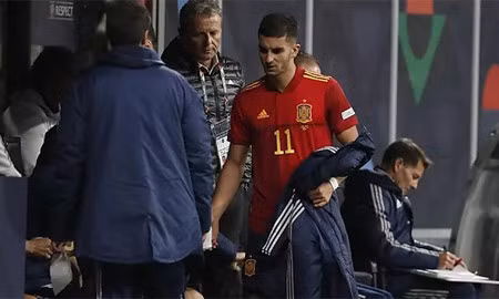 Man City nhận tin dữ từ Ferran Torres