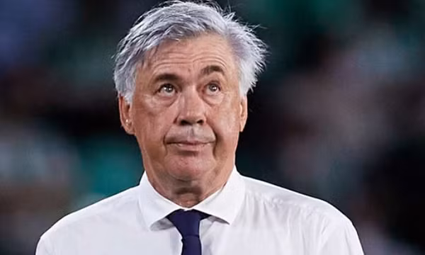 Cơn đau đầu của Carlo Ancelotti