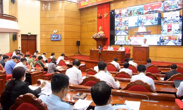 Tăng cường trách nhiệm người đứng đầu cấp ủy, chính quyền các cấp trong tiếp công dân, giải quyết KNTC