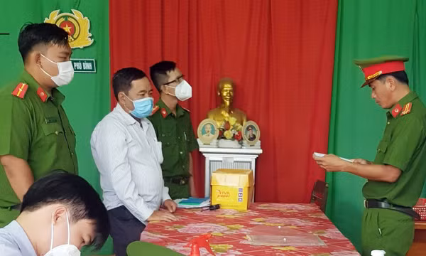 Bí thư, Chủ tịch xã ở An Giang sử dụng tiền xây dựng nông thôn mới cho "mục đích khác"