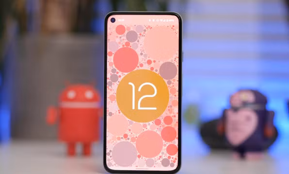 Android 12 sẽ cho phép người dùng điều khiển điện thoại bằng cử chỉ của mắt và miệng