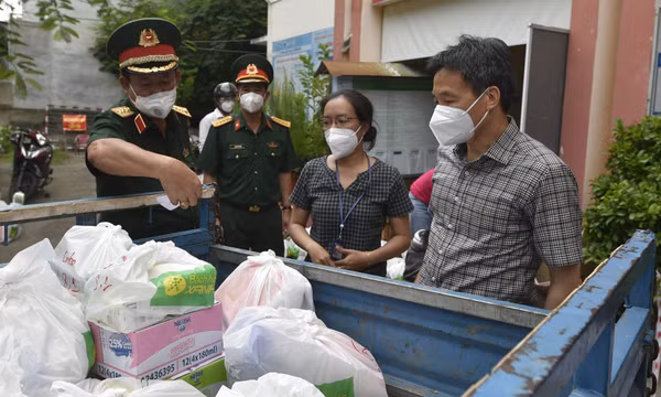 Phải thăm khám thường xuyên cho F0 điều trị tại nhà