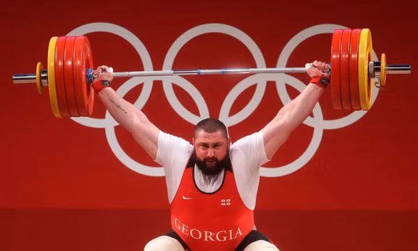 Olympic Tokyo 2020: Vận động viên Talakhadze phá kỷ lục cử tạ thế giới