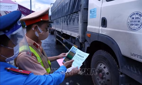 Bộ Công an phát động phong trào thi đua đặc biệt về phòng, chống dịch