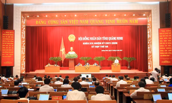 Nhiều quyết sách kịp thời, hợp lòng dân 