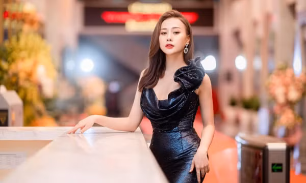 Phương Oanh xin rút khỏi giải thưởng VTV Awards