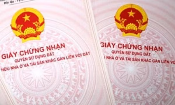 Người đề nghị cấp sổ đỏ chết trước khi được trao