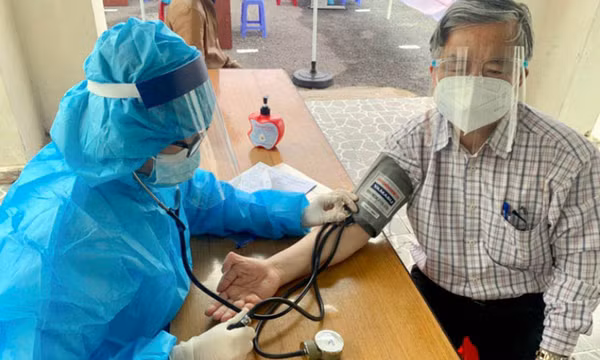 Hai trường hợp tử vong sau tiêm vaccine nghi do các bệnh lý nền