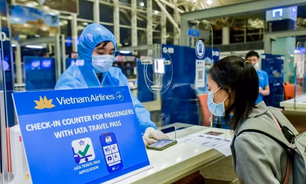 Vietnam Airlines thử nghiệm thành công 'hộ chiếu sức khỏe điện tử'