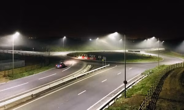 Đèn LED chiếu sáng đường phố làm giảm số lượng côn trùng