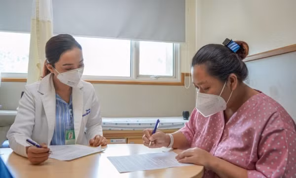 Những điều thai phụ cần biết khi tiêm vaccine Covid-19