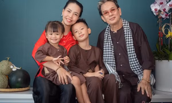 Nhạc sĩ Đức Huy và vợ kém 44 tuổi: Có gì ăn nấy, sống 'nghèo mà vui'