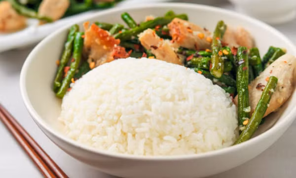 Ăn chay đúng cách giúp người cao tuổi phòng ngừa bệnh tật