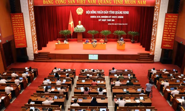 Khai mạc Kỳ họp thứ 3, HĐND tỉnh khóa XIV