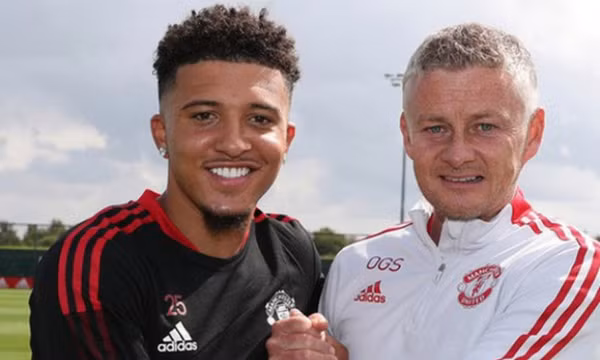 Solskjaer báo tin không vui về Sancho trước trận Leeds
