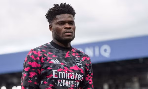 Arsenal mất trụ cột ở đại chiến Chelsea