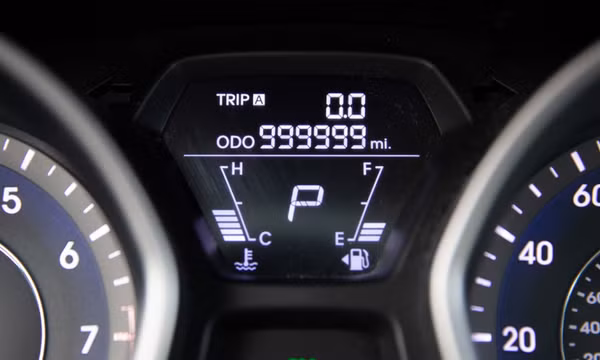 Odo là gì và có nên kiểm tra Odo khi mua xe cũ?